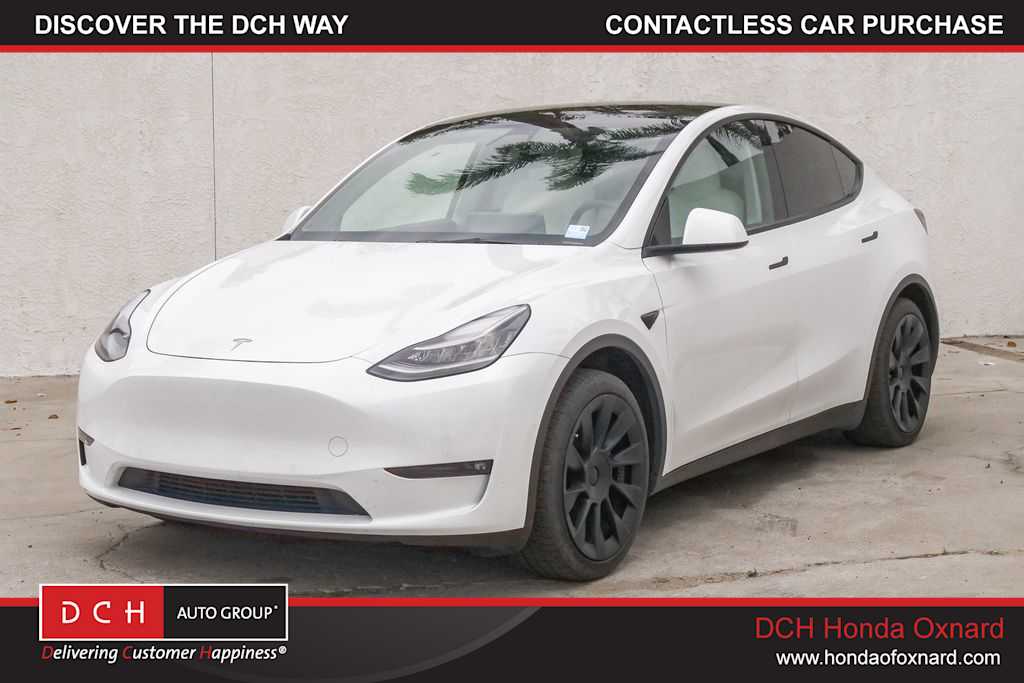 2021 Tesla Model Y Long Range Dual Motor All-Wheel Drive's photo