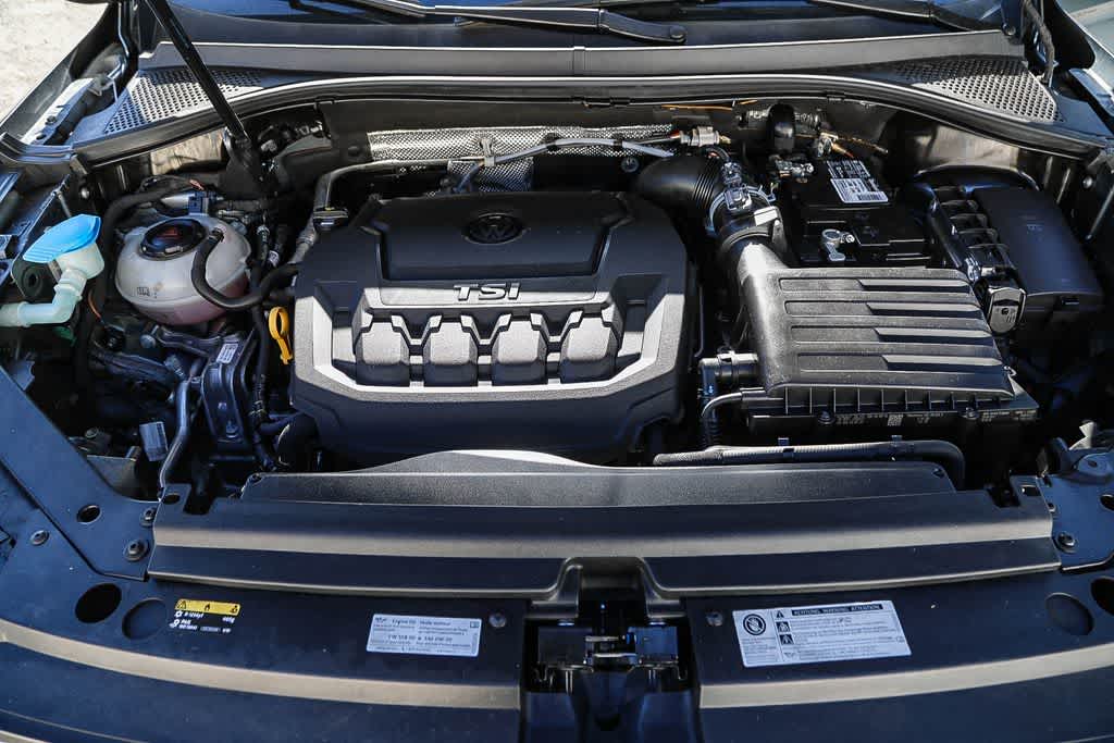 Thumbnail: 2018 Volkswagen Tiguan - 25