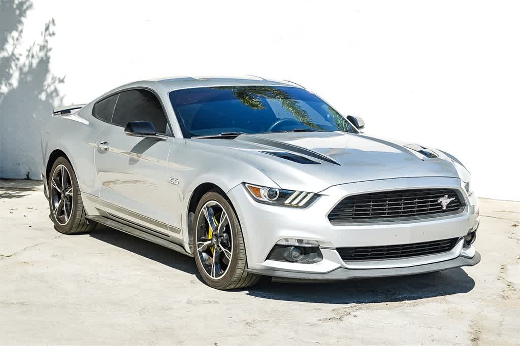 Thumbnail: 2016 Ford Mustang - 3