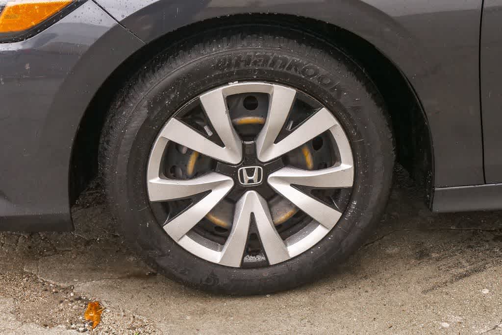 Thumbnail: 2024 Honda Civic - 5