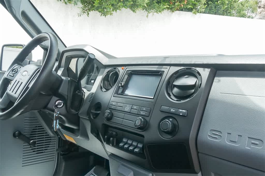 Thumbnail: 2013 Ford Econoline - 12