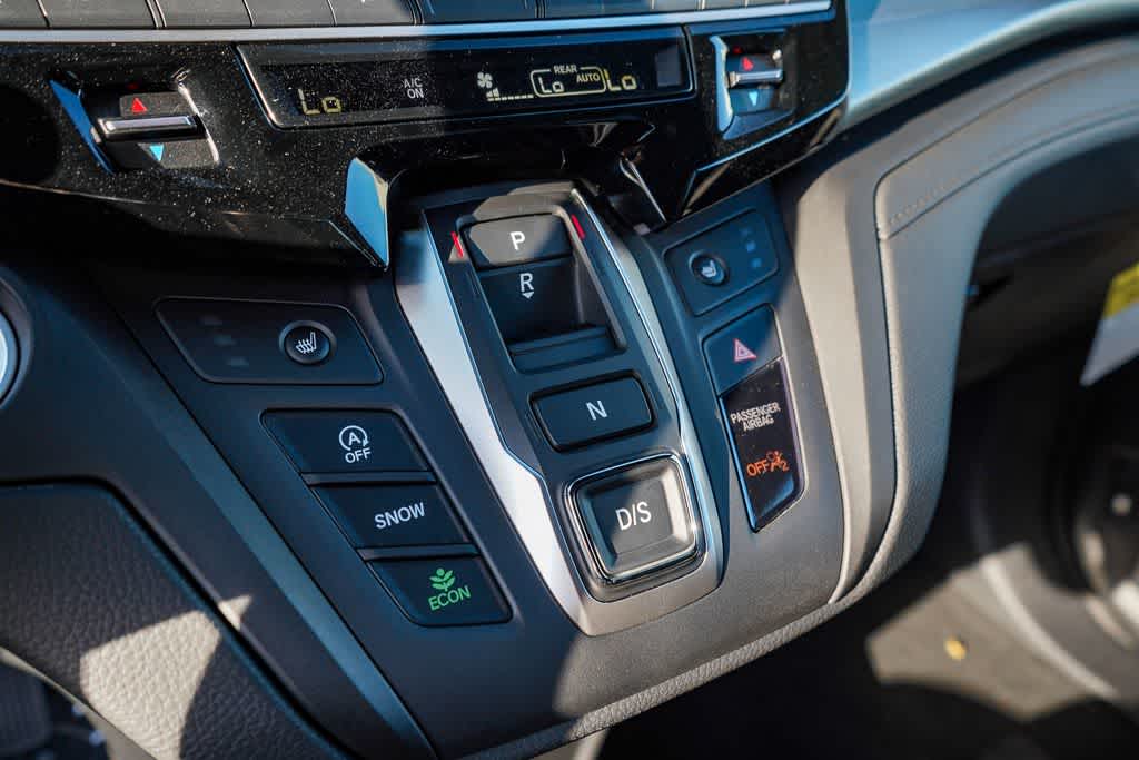 Thumbnail: 2026 Honda Odyssey - 24