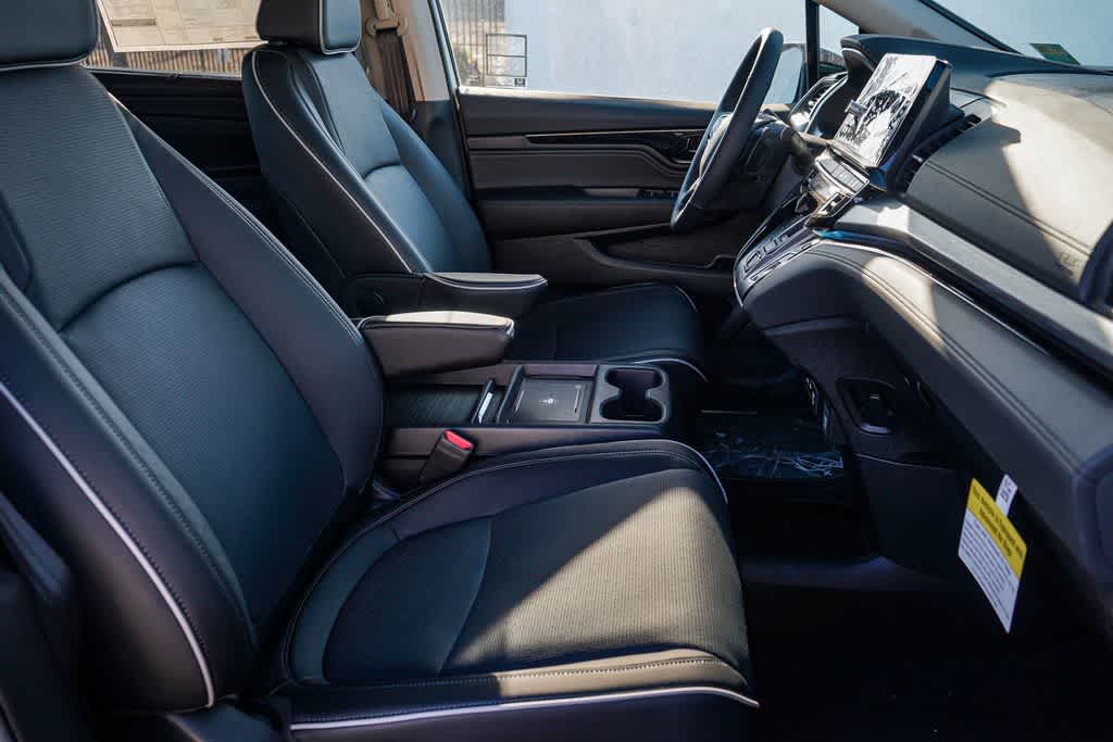 Thumbnail: 2026 Honda Odyssey - 20