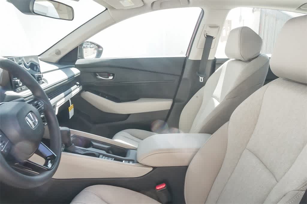 Thumbnail: 2025 Honda Accord - 19