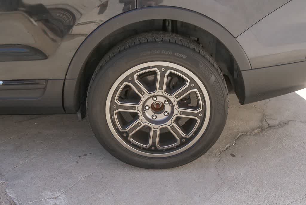 Thumbnail: 2013 Ford Explorer - 5