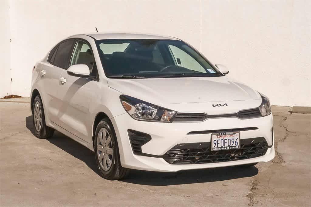 Thumbnail: 2023 Kia Rio - 3