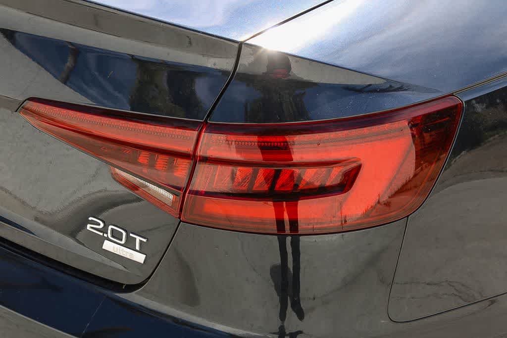 Thumbnail: 2018 Audi A4 - 10