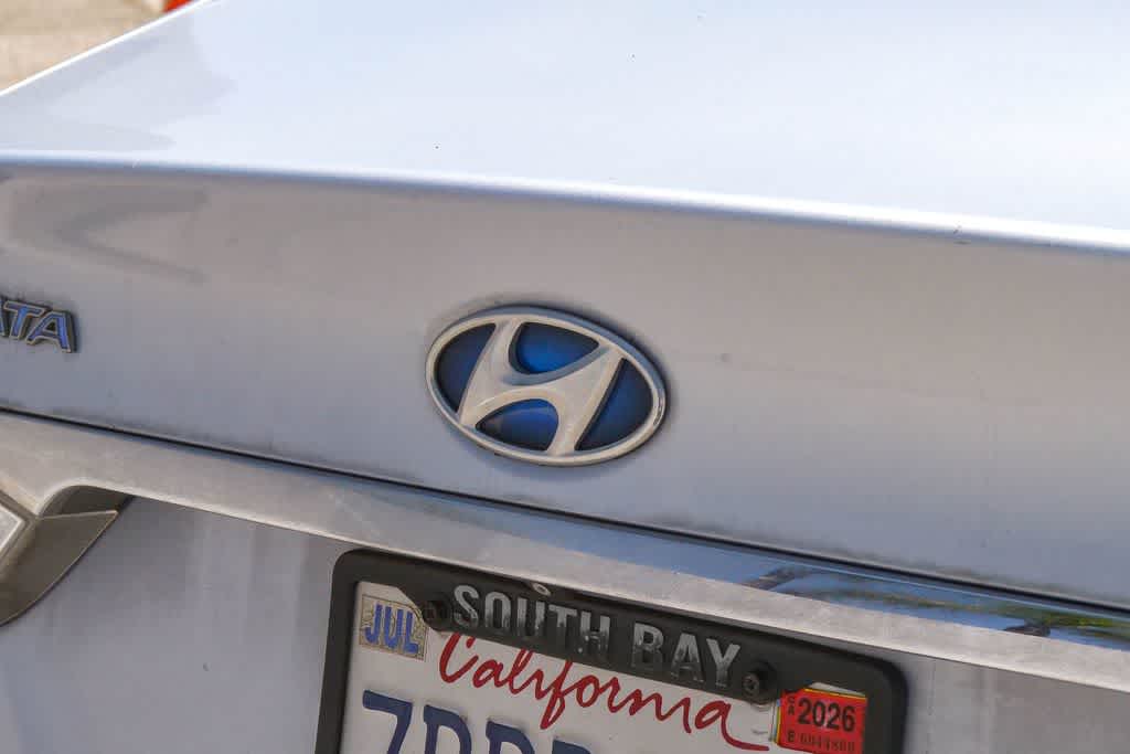Thumbnail: 2013 Hyundai Sonata - 11