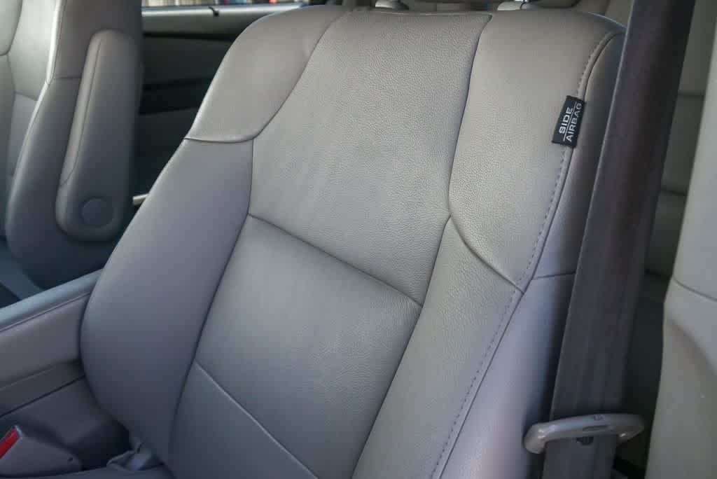 Thumbnail: 2015 Honda Odyssey - 21