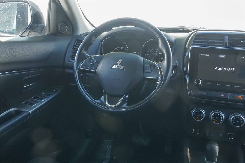 Thumbnail: 2021 Mitsubishi Outlander Sport - 16