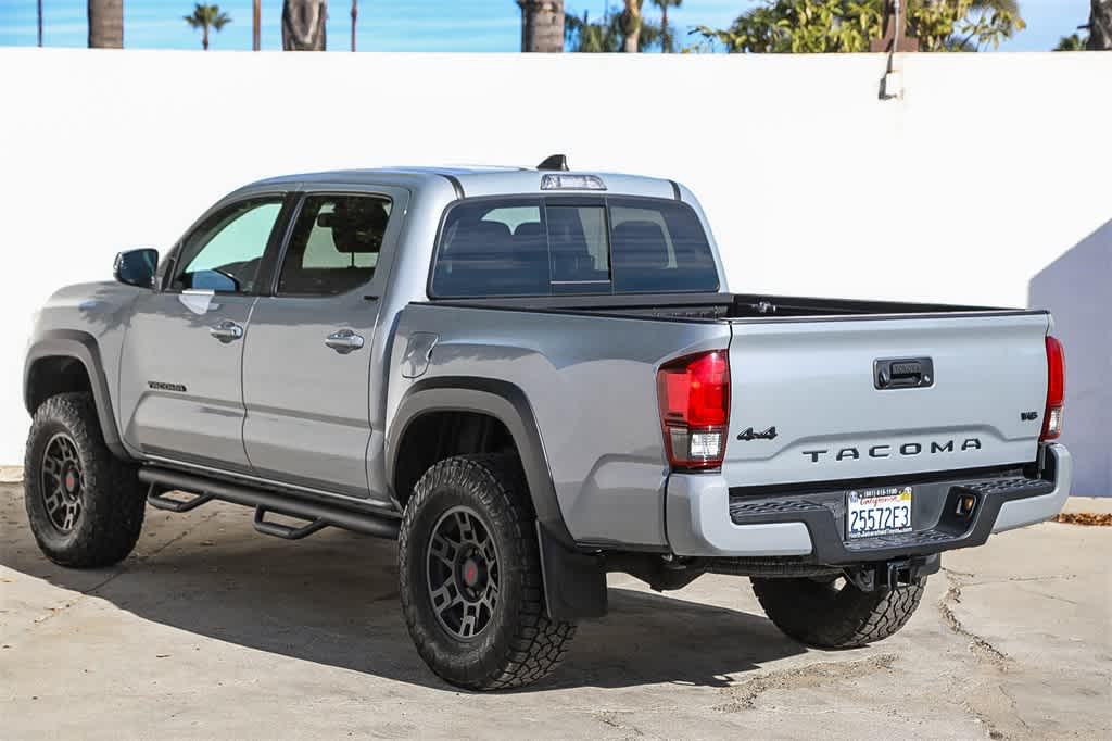 Thumbnail: 2021 Toyota Tacoma - 6
