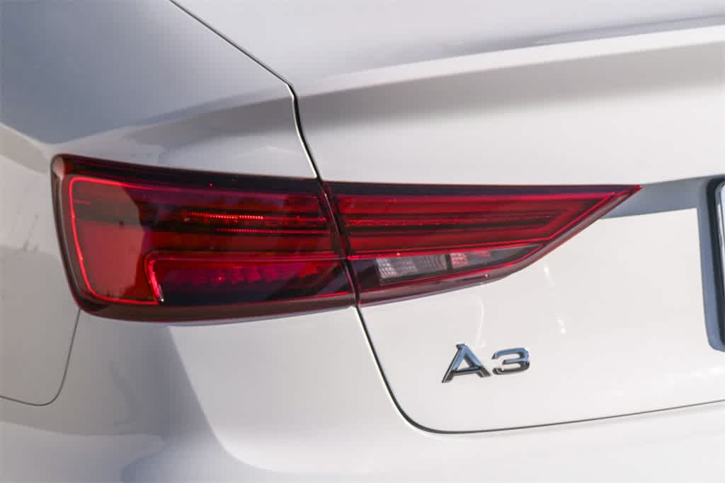 Thumbnail: 2017 Audi A3 - 10