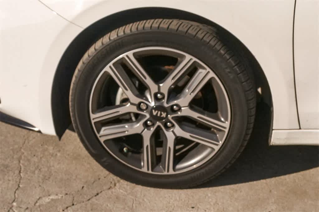 Thumbnail: 2019 Kia Forte - 5