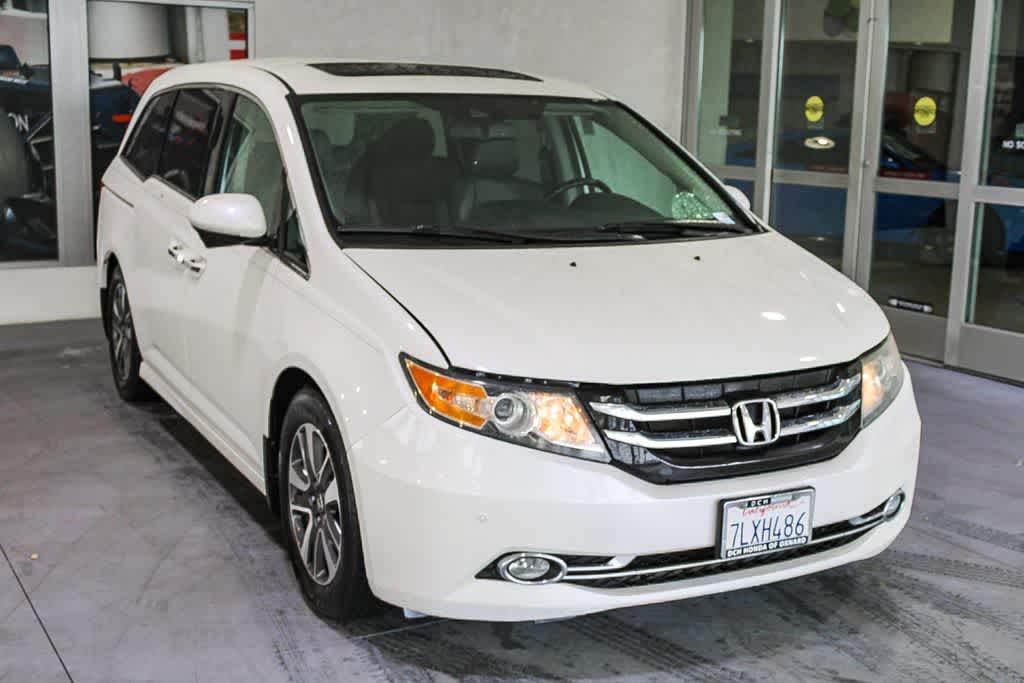 Thumbnail: 2014 Honda Odyssey - 3