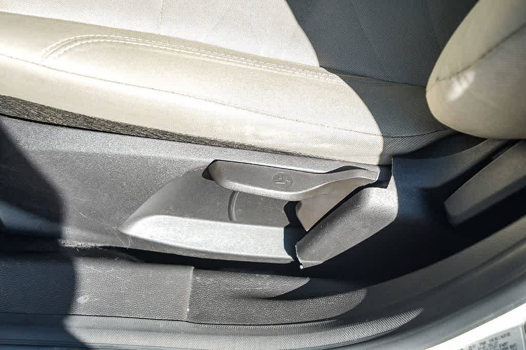 Thumbnail: 2017 Ford Fiesta - 22