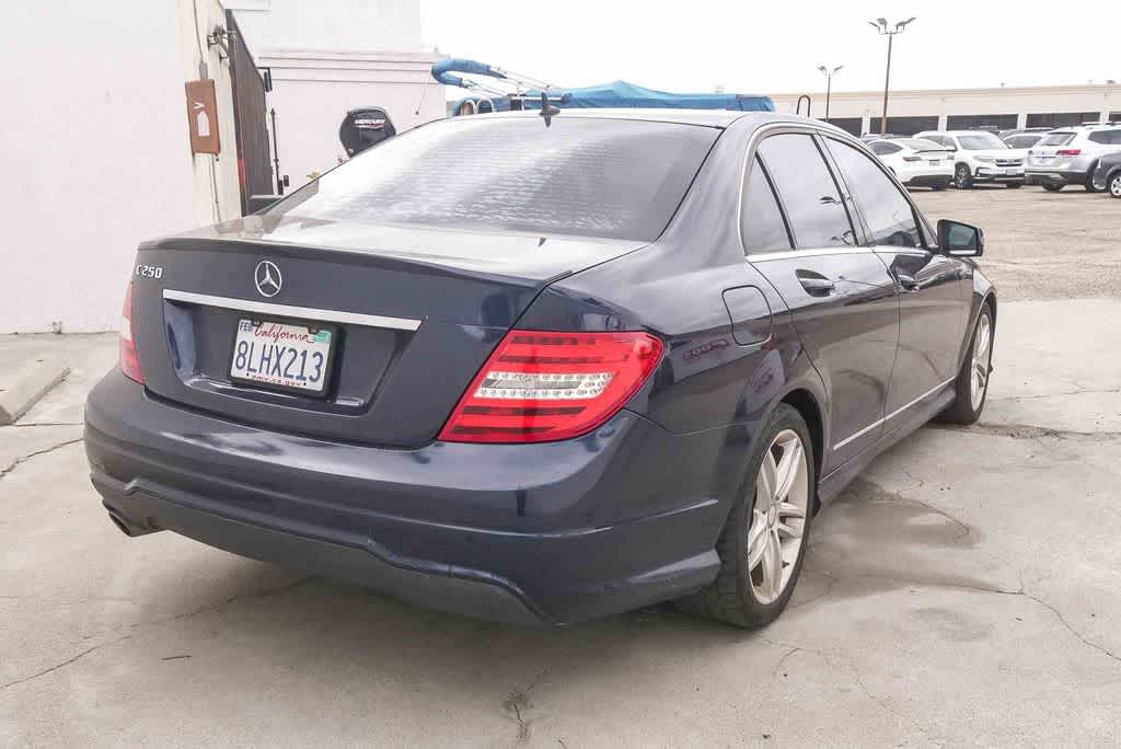 Thumbnail: 2013 Mercedes-Benz C-Class - 9