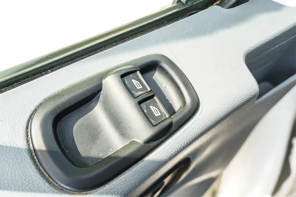 Thumbnail: 2018 Ford Transit Series - 23