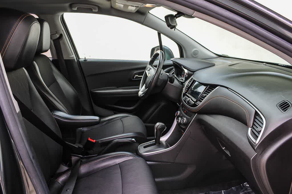 Thumbnail: 2018 Chevrolet Trax - 14