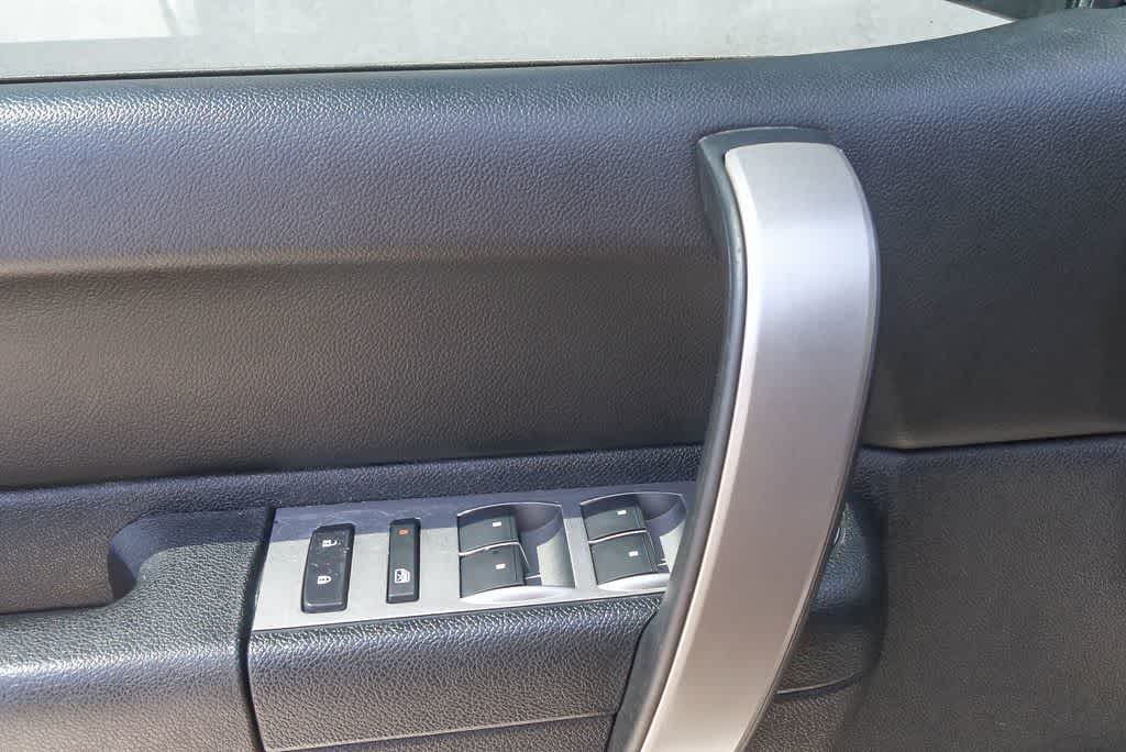 Thumbnail: 2011 Chevrolet Silverado 1500 - 19
