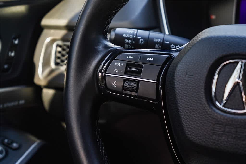 Thumbnail: 2023 Acura Integra - 16