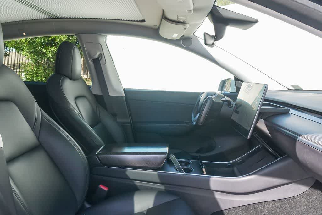 Thumbnail: 2020 Tesla Model Y - 15