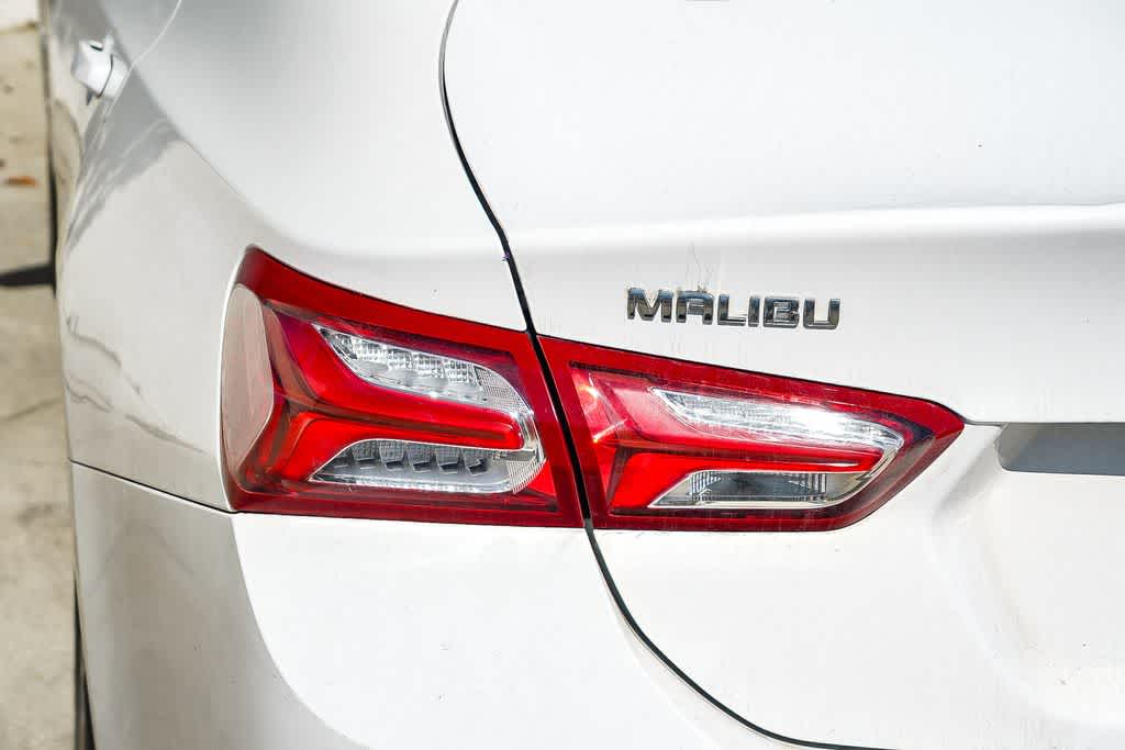Thumbnail: 2020 Chevrolet Malibu - 7