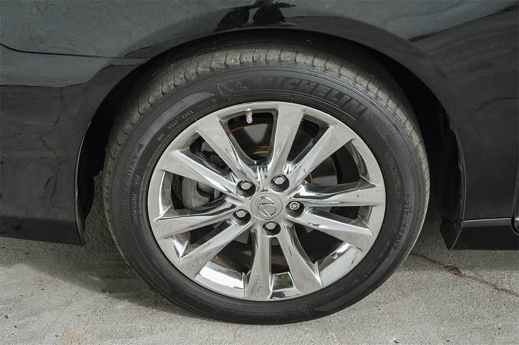 Thumbnail: 2012 Lexus ES - 10