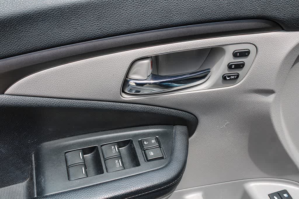 Thumbnail: 2021 Honda Pilot - 18