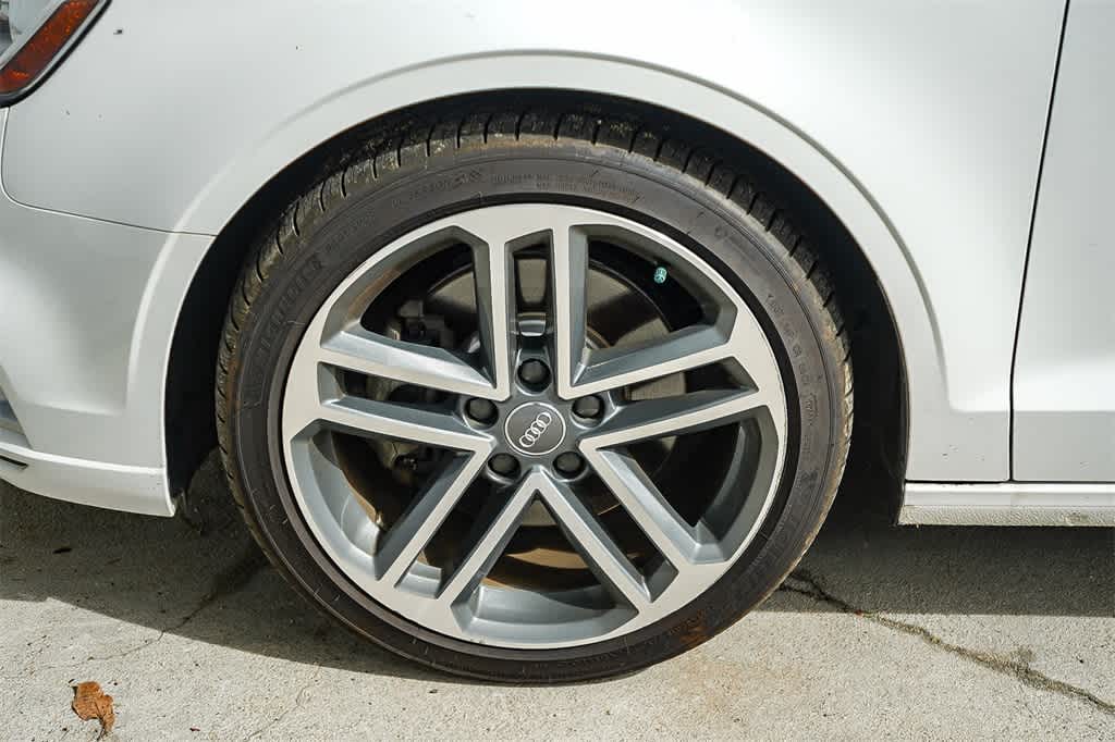 Thumbnail: 2018 Audi A3 - 10