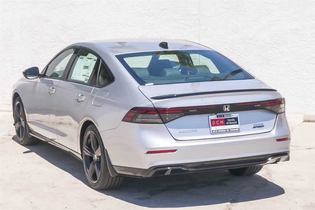 Thumbnail: 2025 Honda Accord - 9