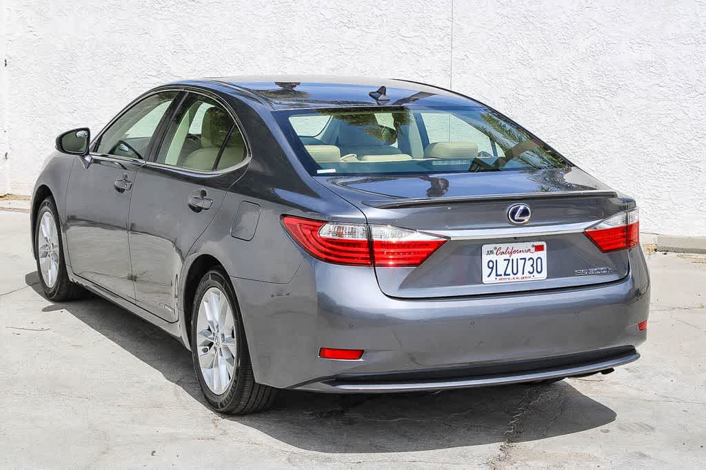 Thumbnail: 2014 Lexus ES - 9