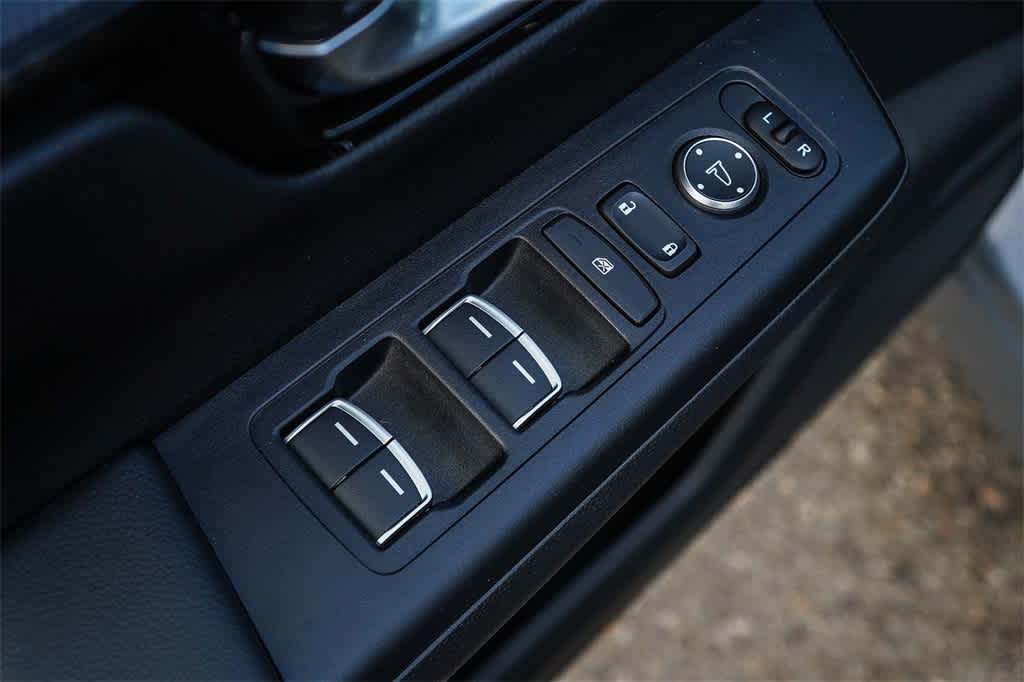 Thumbnail: 2023 Honda CR-V - 20