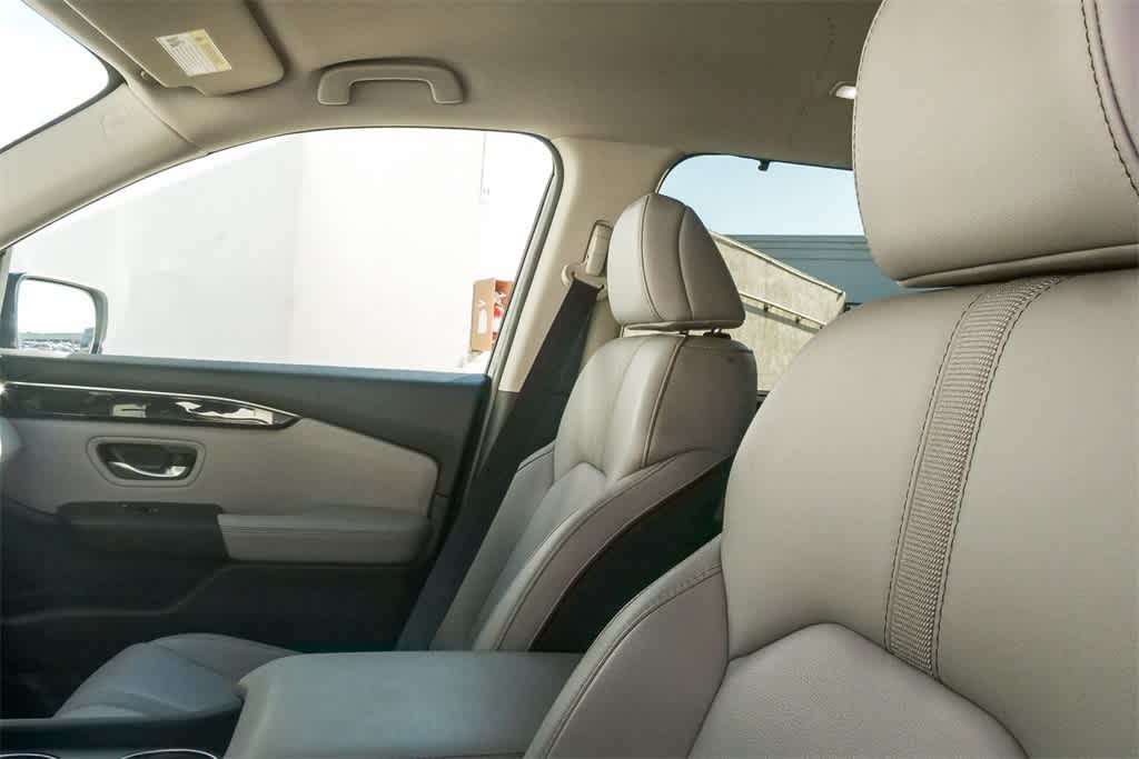 Thumbnail: 2025 Honda Pilot - 18