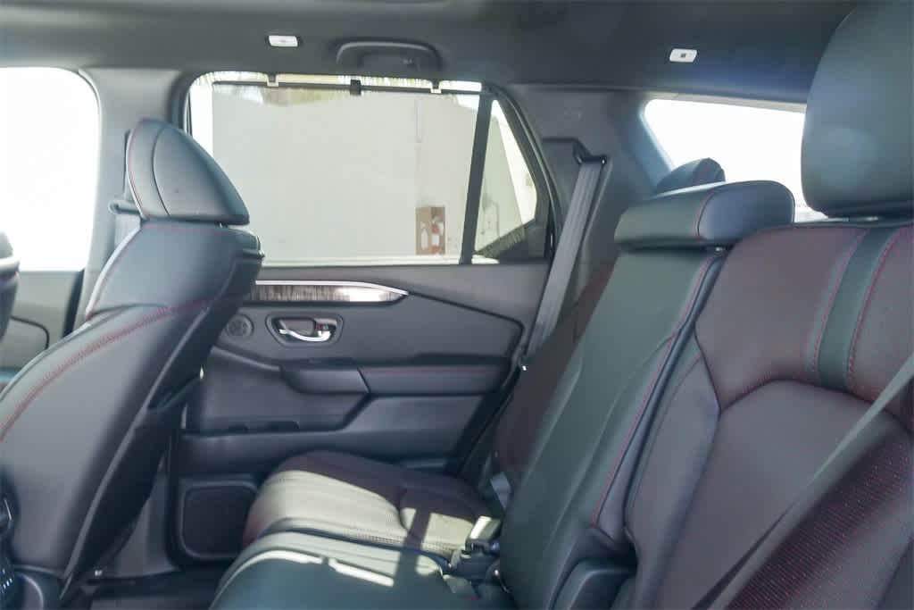 Thumbnail: 2025 Honda Pilot - 17