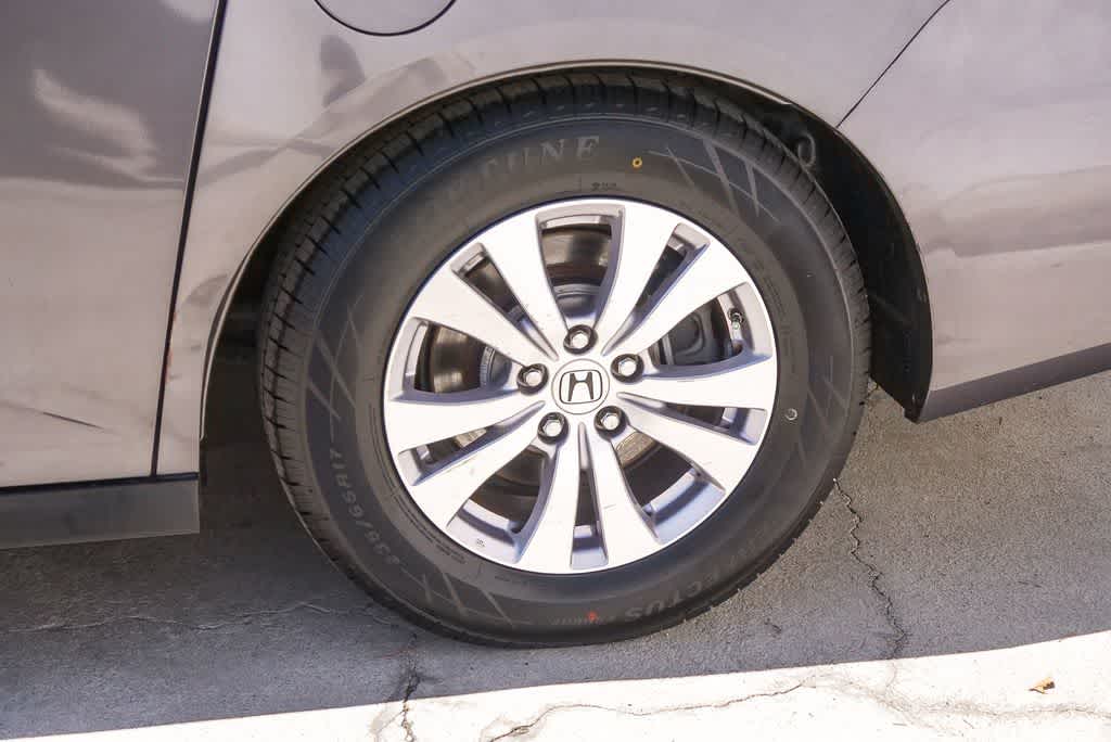 Thumbnail: 2015 Honda Odyssey - 6