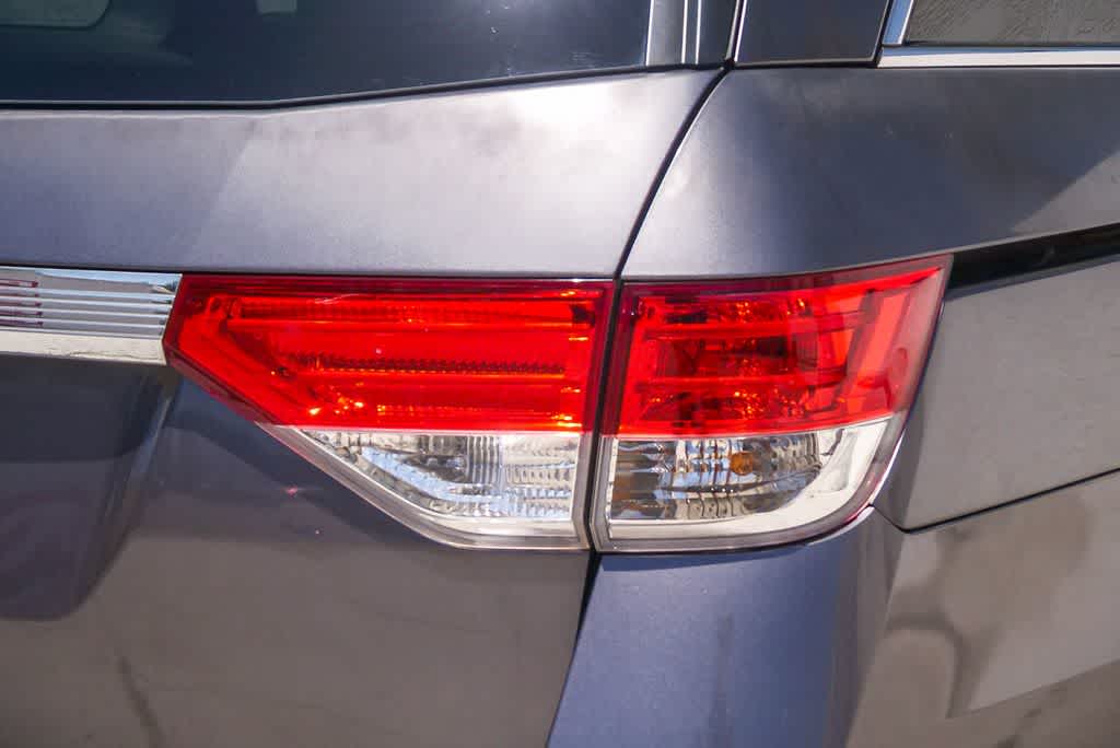 Thumbnail: 2015 Honda Odyssey - 10