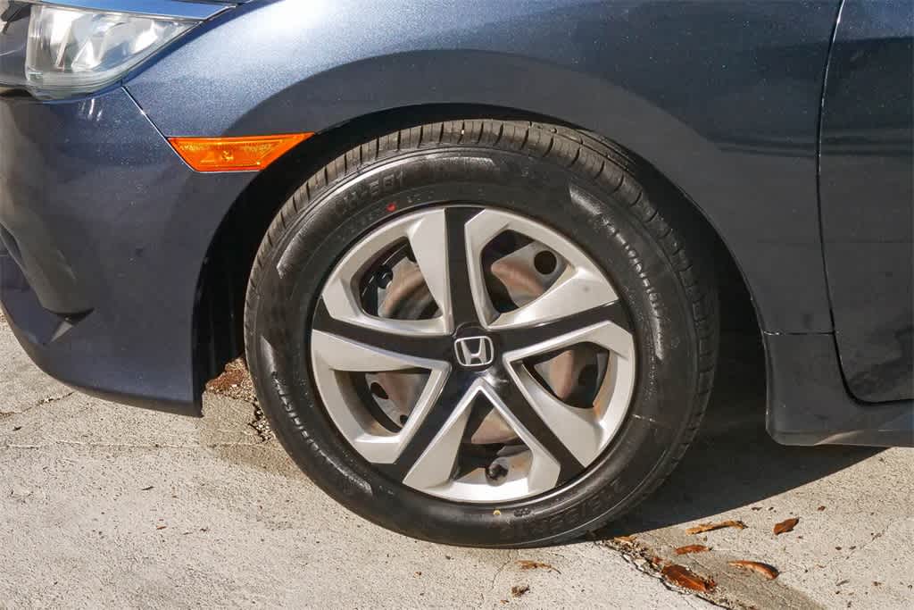 Thumbnail: 2016 Honda Civic - 5