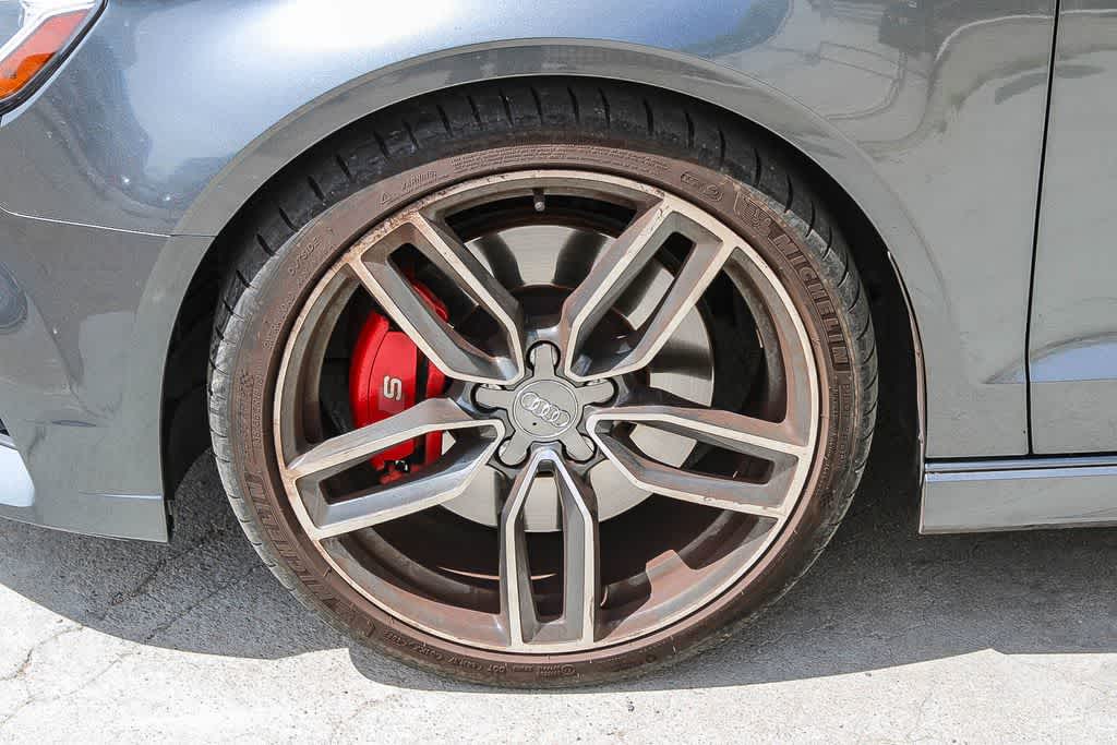 Thumbnail: 2017 Audi S3 - 5