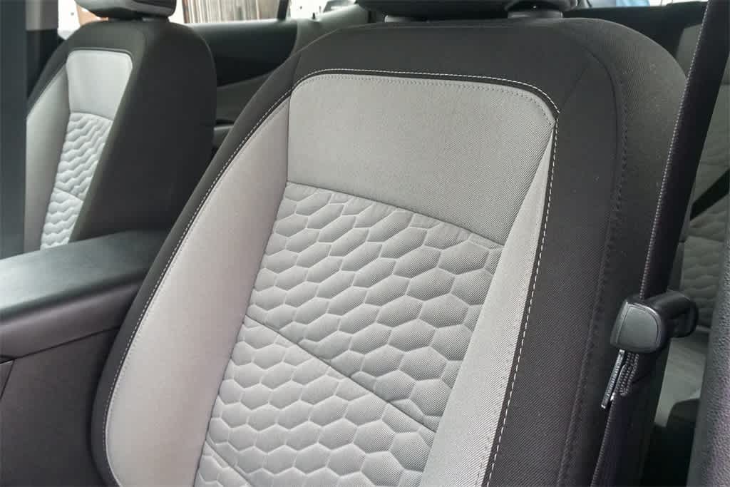 Thumbnail: 2019 Chevrolet Equinox - 19