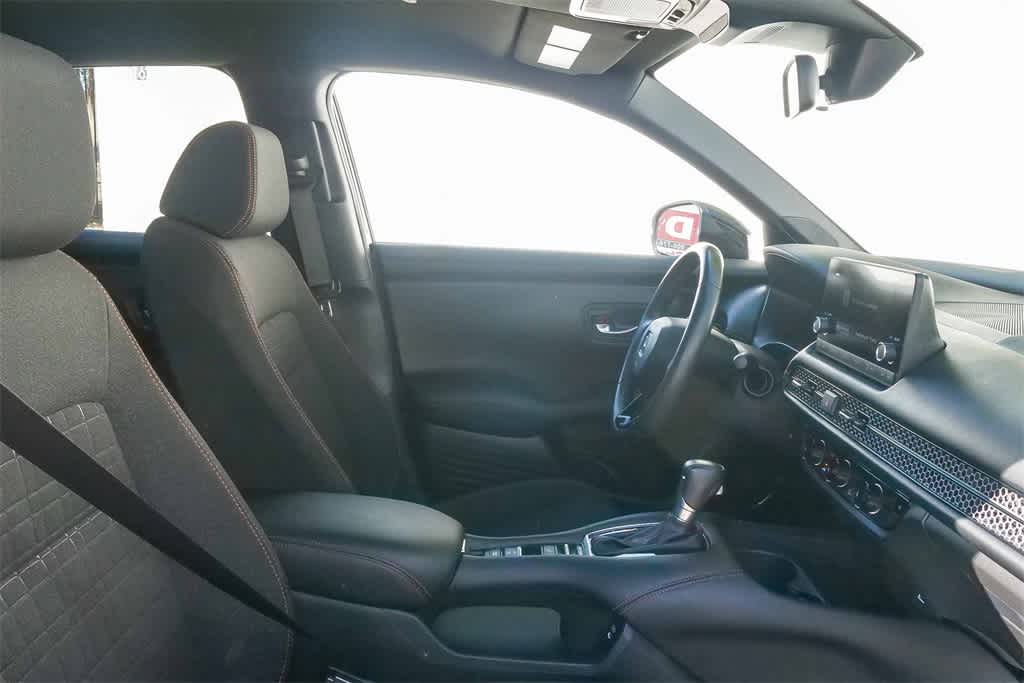 Thumbnail: 2025 Honda HR-V - 16