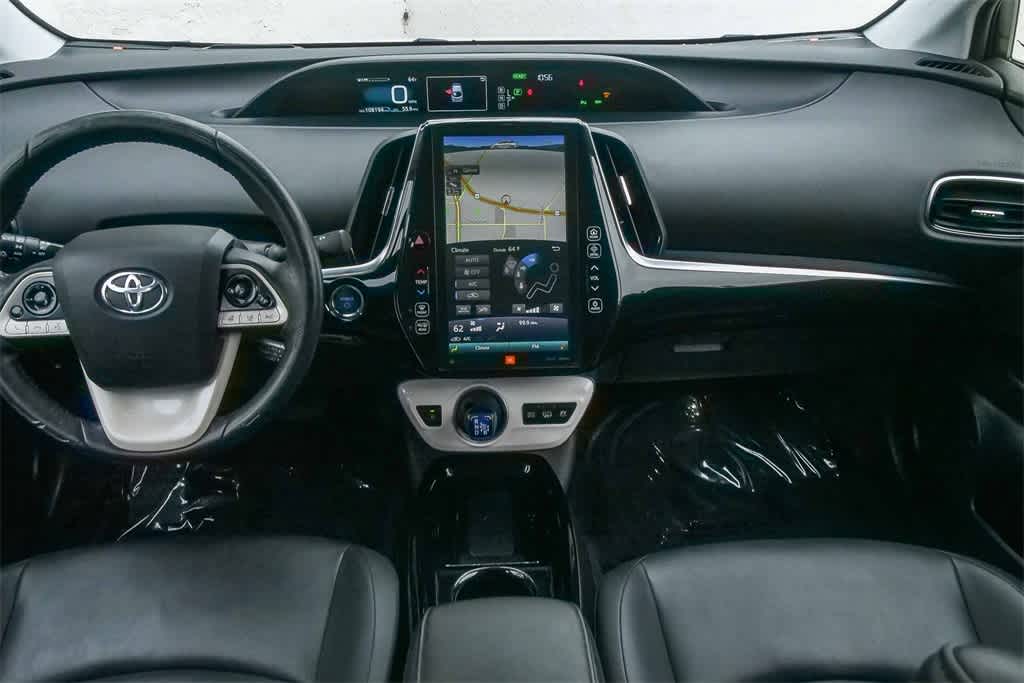 Thumbnail: 2017 Toyota Prius Prime - 11