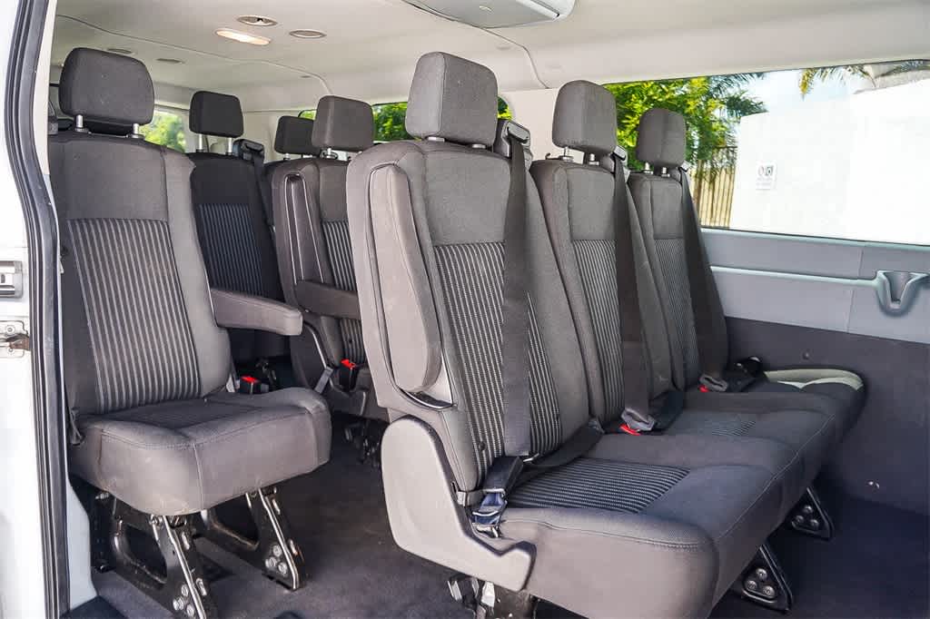 Thumbnail: 2018 Ford Transit Series - 19