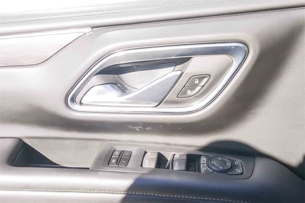 Thumbnail: 2024 Chevrolet Suburban - 20