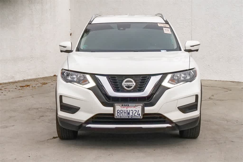 2020 Nissan Rogue SV photo 2