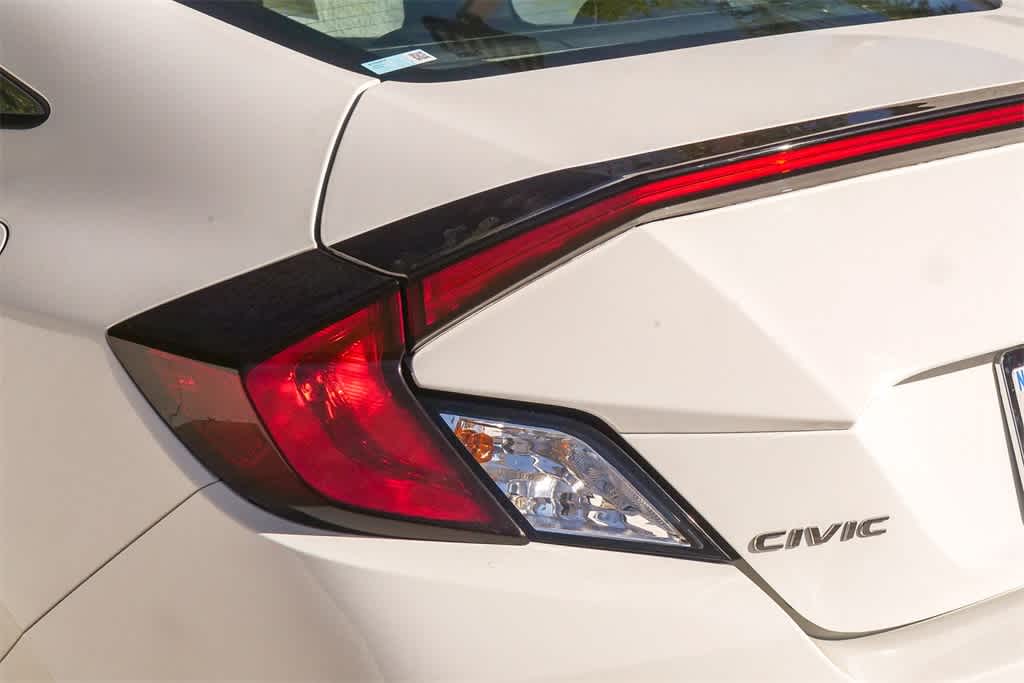 Thumbnail: 2018 Honda Civic - 10