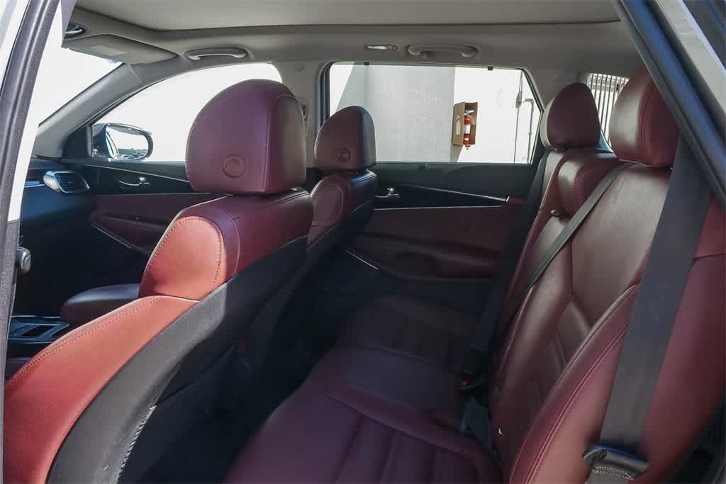 Thumbnail: 2018 Kia Sorento - 15