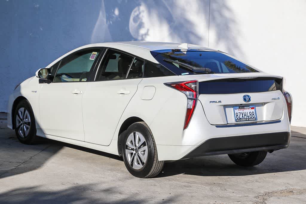 Thumbnail: 2016 Toyota Prius - 6