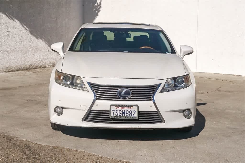 Used 2013 Lexus ES 300h Hybrid Sedan