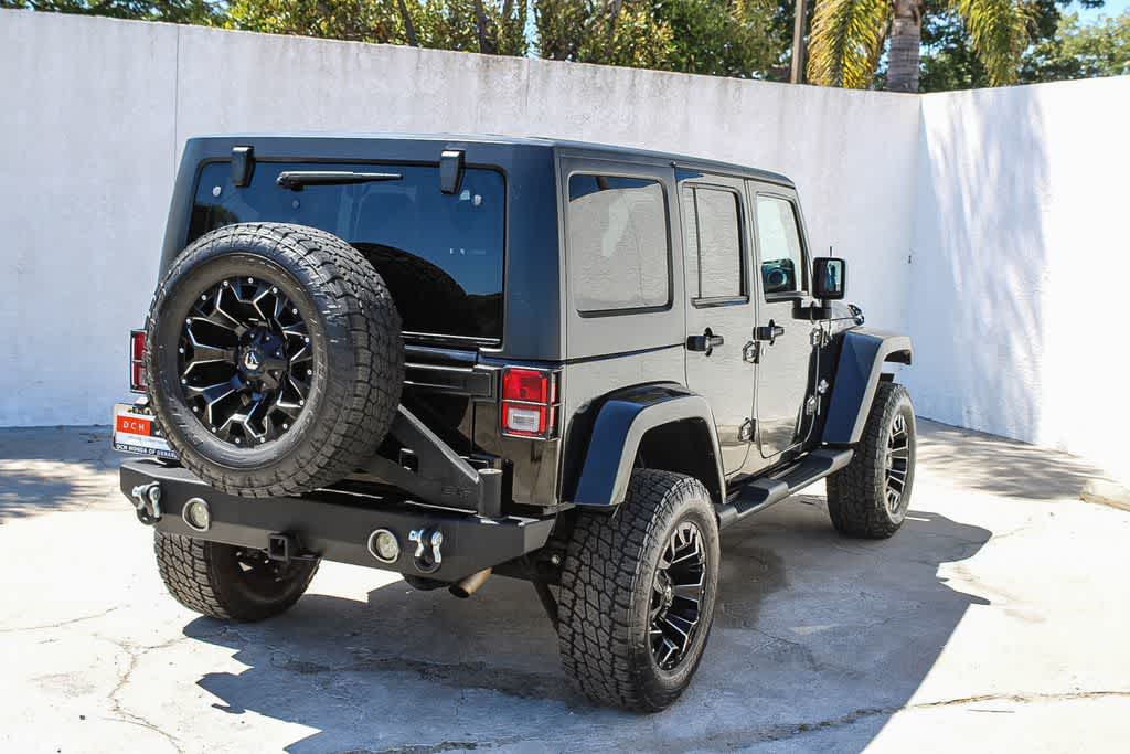 Thumbnail: 2014 Jeep Wrangler - 9
