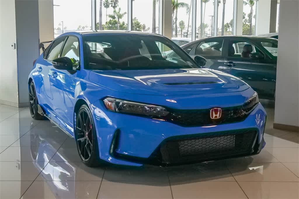Thumbnail: 2025 Honda Civic - 3